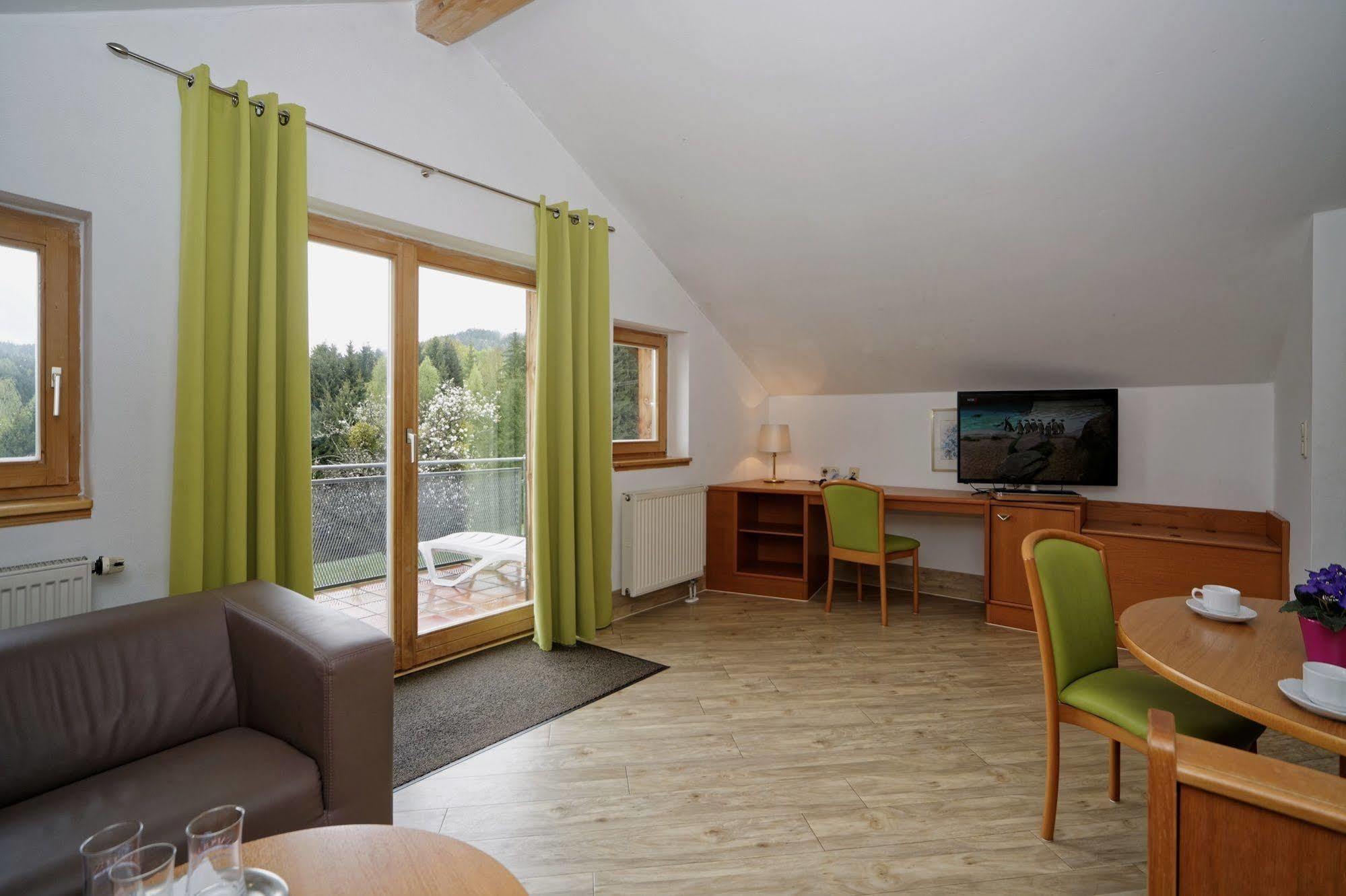 Village Hotel Bayerischer Wald Neukirchen  Exterior foto